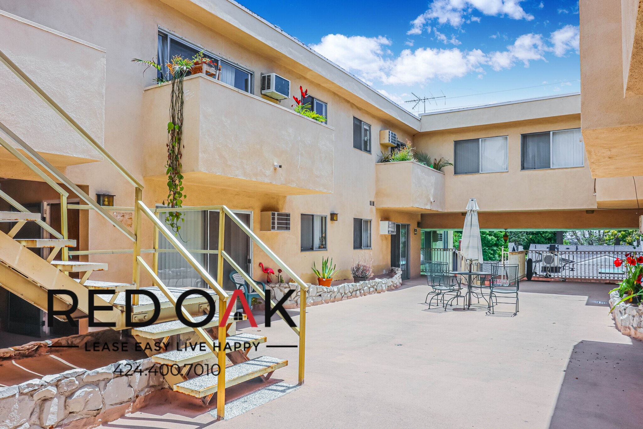 Building Photo - 7720 Hampton Ave