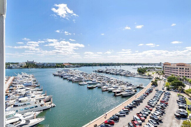 Building Photo - 400 N Flagler Dr