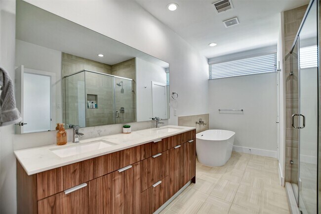 Building Photo - 5507 Robusto Pl