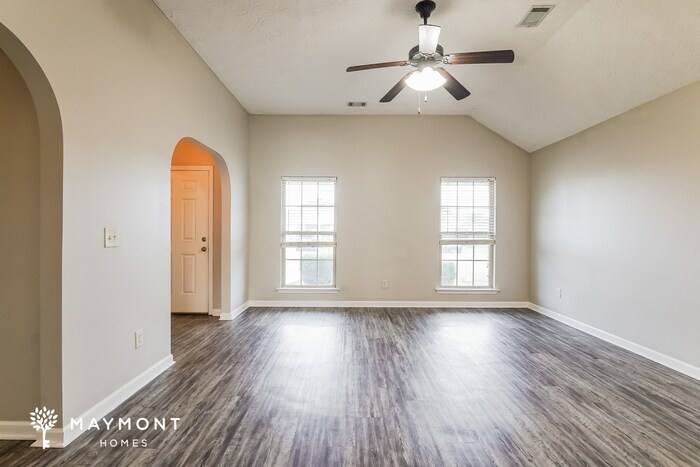 Building Photo - 1677 Buena Vista Blvd