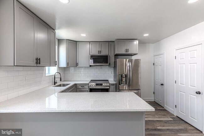 Building Photo - 4011 Bleigh Ave
