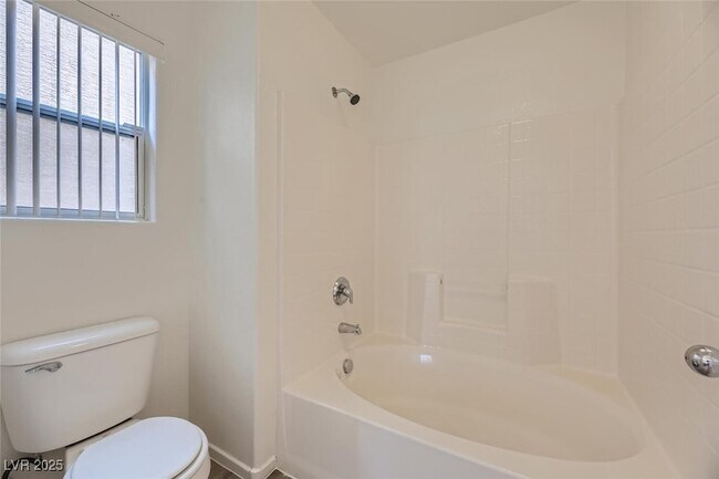 Building Photo - 4045 Oliver Sagebrush Dr