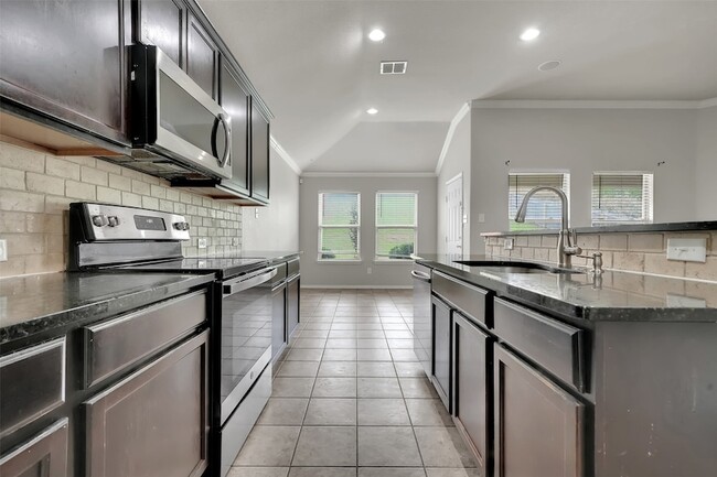 Building Photo - 1209 Evers Dr