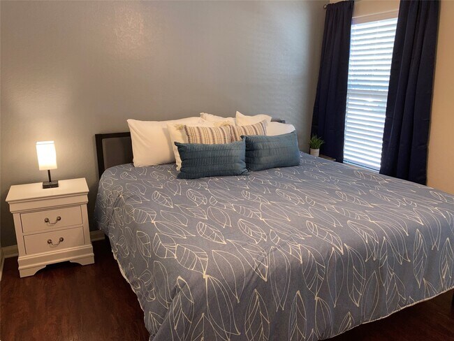 Building Photo - 149 Morris Ln