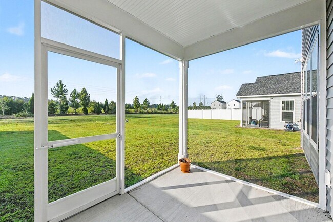 Building Photo - 104 Hawthorne Landing Dr