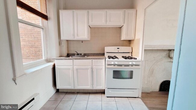 Building Photo - 1249 Shackamaxon St