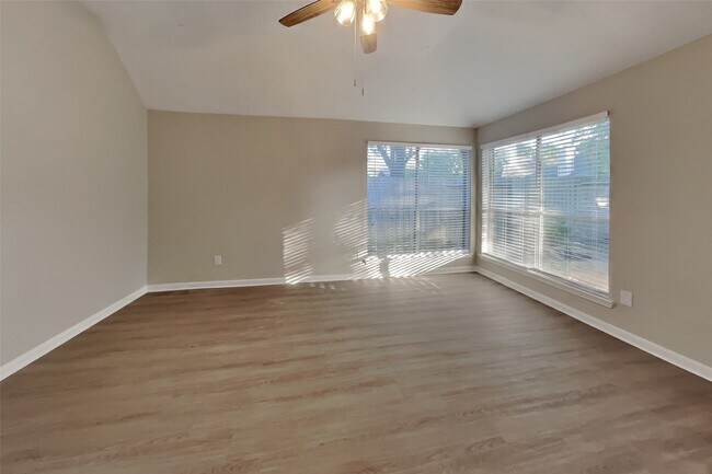 Building Photo - 16902 Canyon Ridge Ct