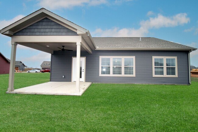 Building Photo - 2206 Rocky Ln