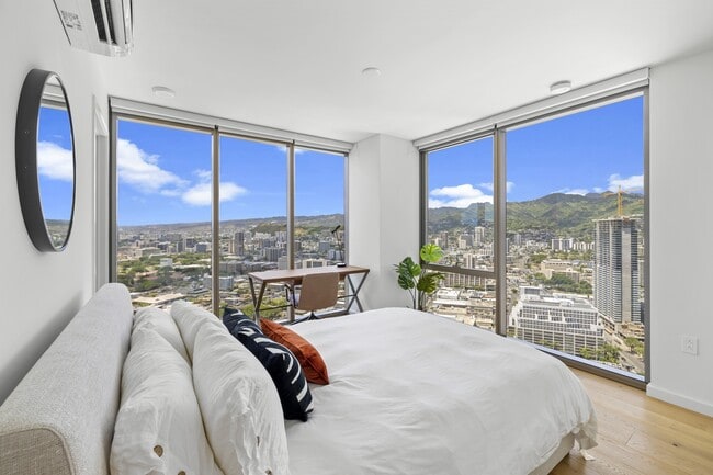 Building Photo - 1388 Kapiolani Blvd