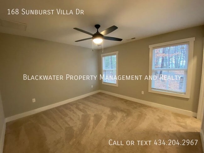 Building Photo - 168 Sunburst Villa Dr