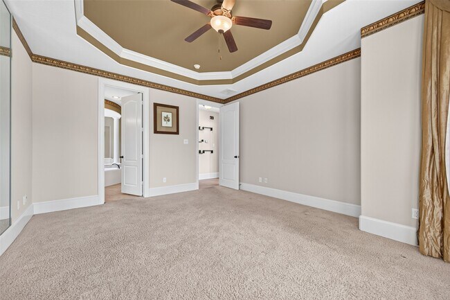 Building Photo - 9735 Lansing Meadows Dr