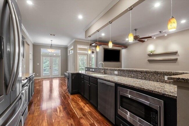 Building Photo - 1799 Cassatt Dr