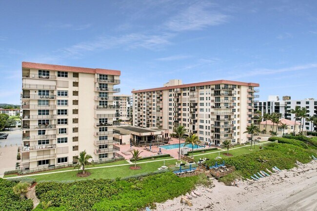 Building Photo - 1147 Hillsboro Mile