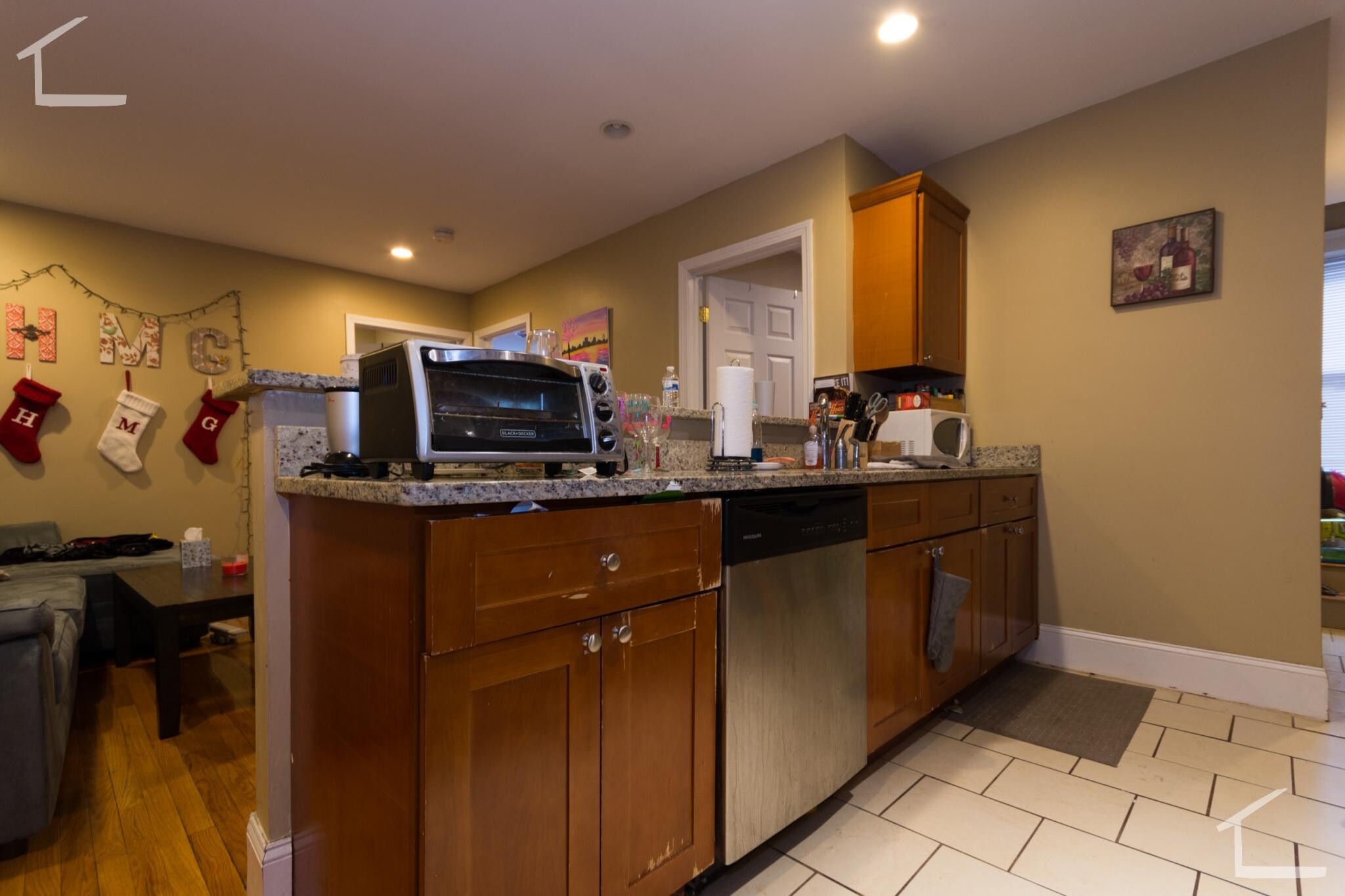 Building Photo - 316 Saint Paul St