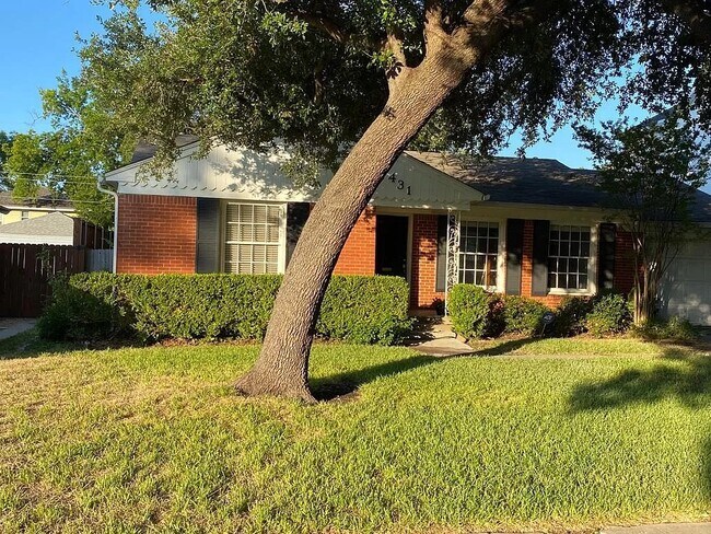 Building Photo - 431 Hambrick Rd