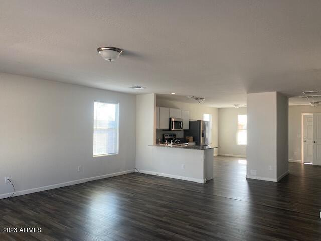 Building Photo - 840 S Parker Pl