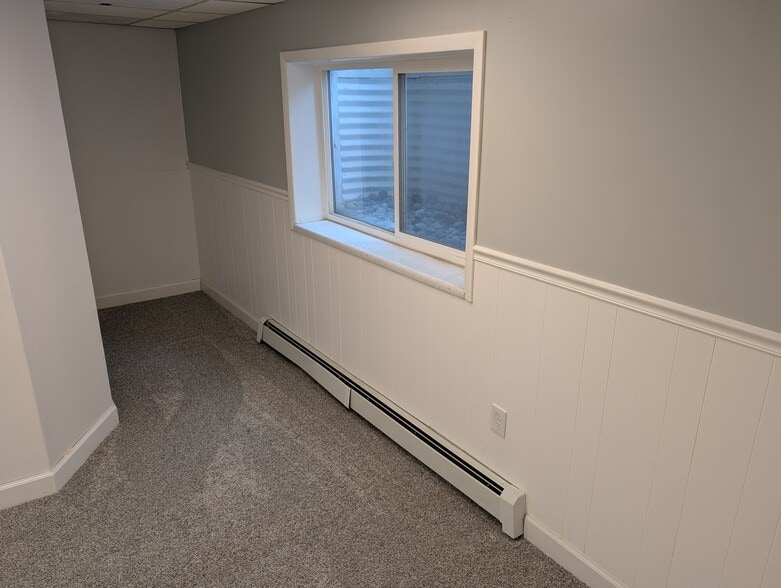 Building Photo - 6358 S Mount Vernon Dr