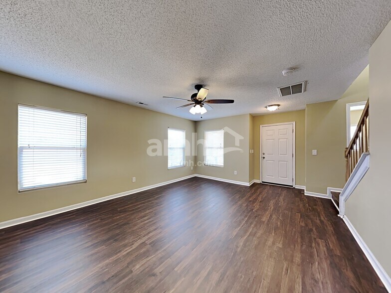 Building Photo - 3779 Marshlane Way