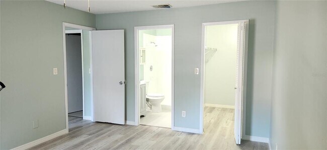 Building Photo - 3455 Countryside Blvd