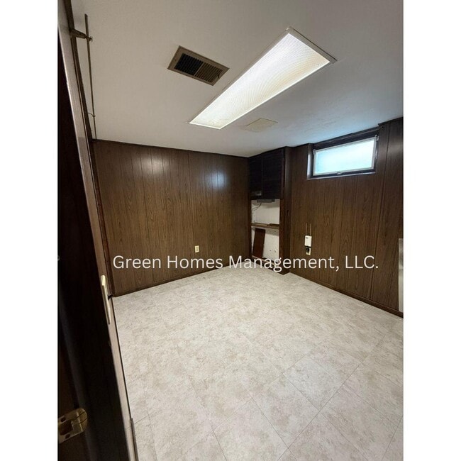 Building Photo - 895 Harrison St
