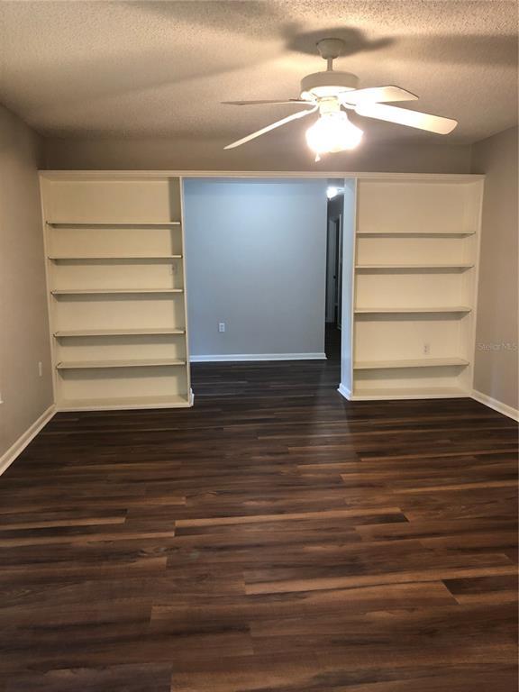 Building Photo - 1113 Hallamwood Trail S