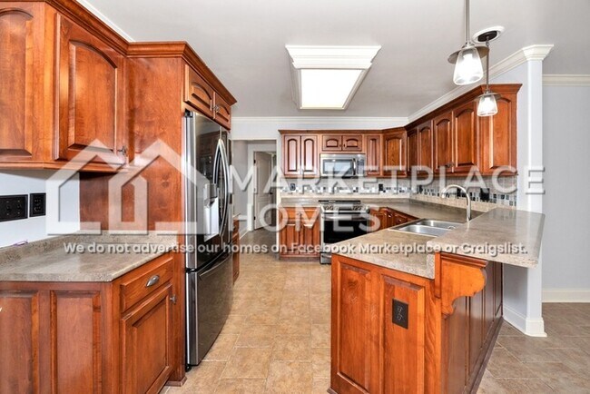 Building Photo - 1015 Ashenbury Park