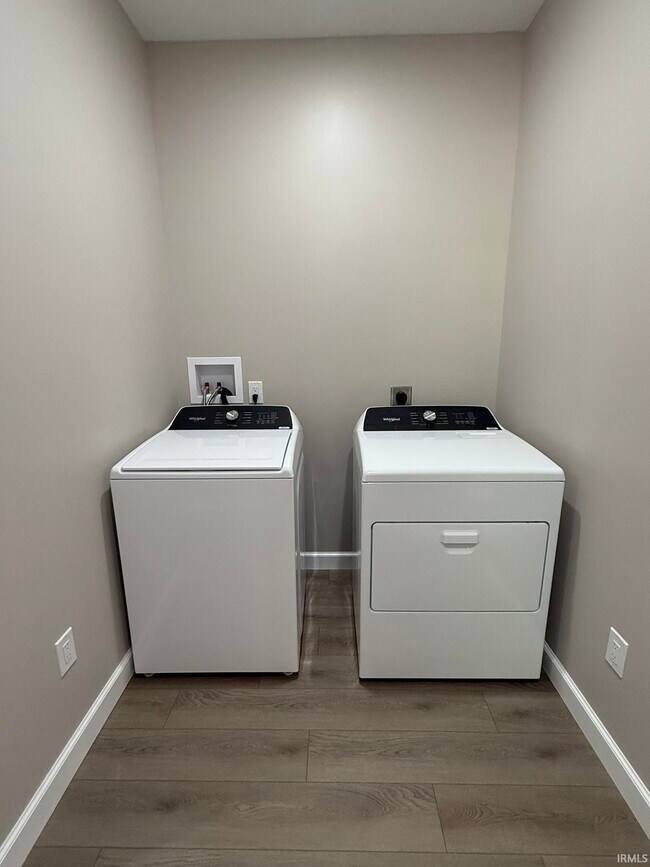 Building Photo - 3417 S Knightridge Rd