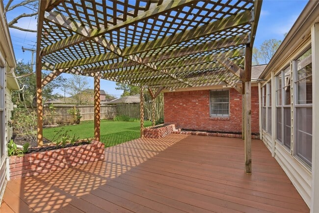 Building Photo - 3626 Latma Dr