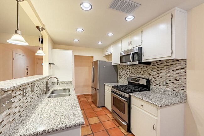 Building Photo - Charming 3 bed, 2 bath home in Mesa Park neighborhood!