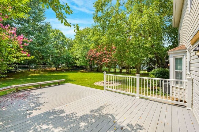 Building Photo - 94 Cleremont Dr