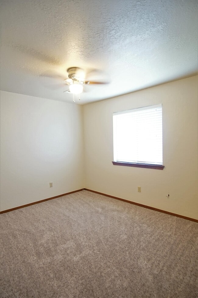 Building Photo - 11709 Tyson Ct