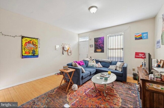 Building Photo - 1531 Fontain St