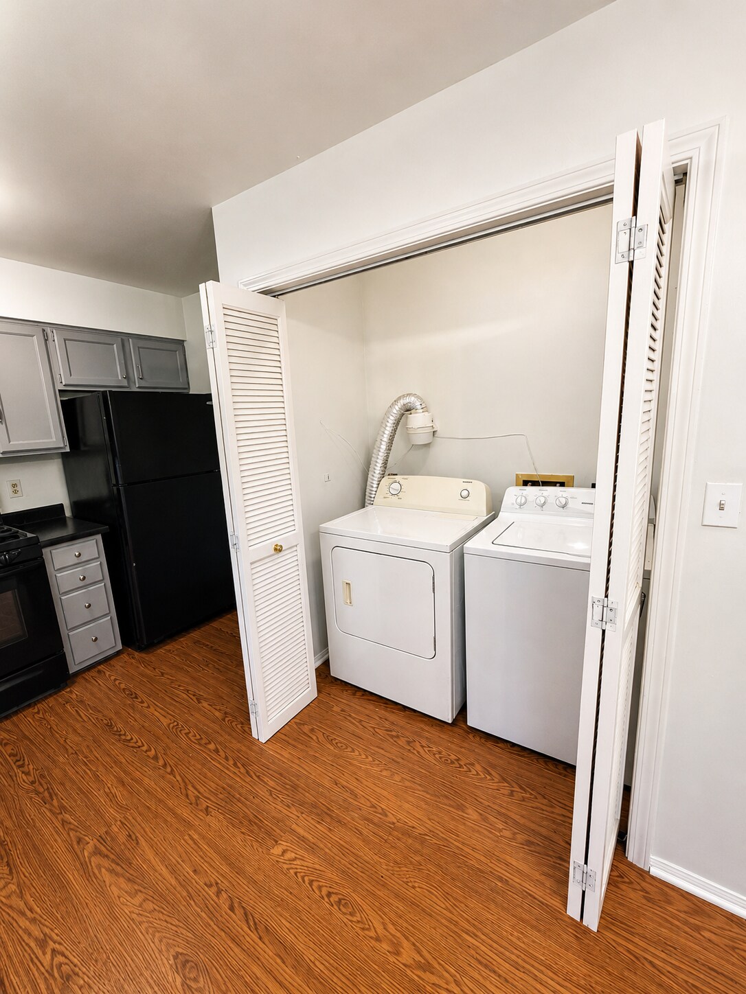 washer and dryer - 303 Rutherford Ave NW