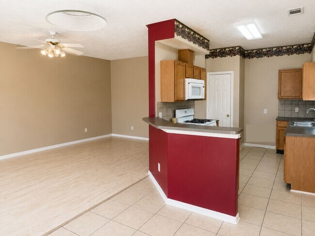 Building Photo - 17202 Desert Maize Ln