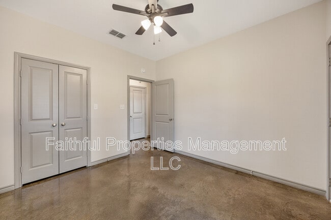 Building Photo - 13554 FM 14