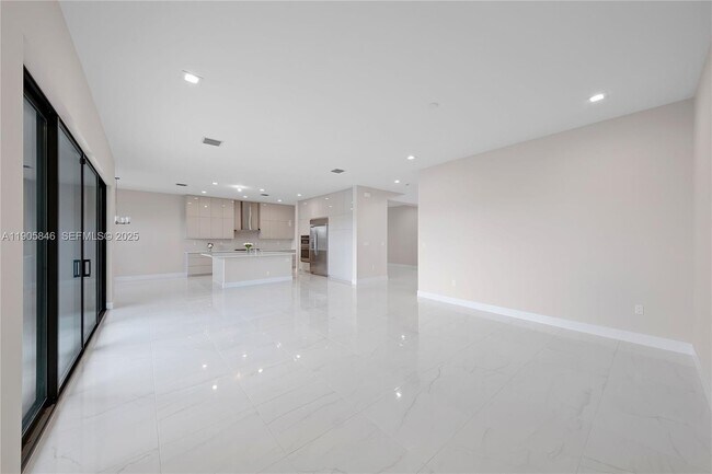 Building Photo - 20422 Southernwood Ave