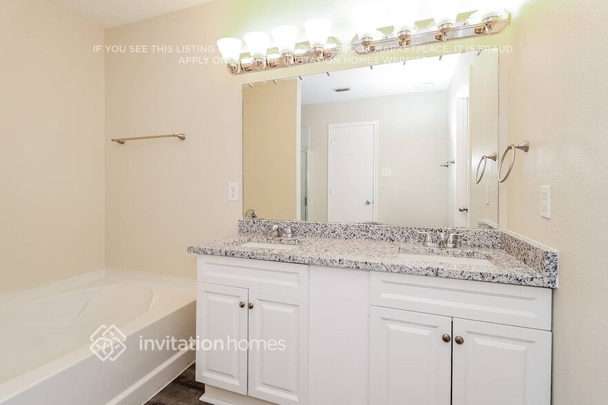 Building Photo - 2807 Amber Waves Ln