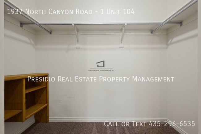 Building Photo - 1937 N Canyon Rd