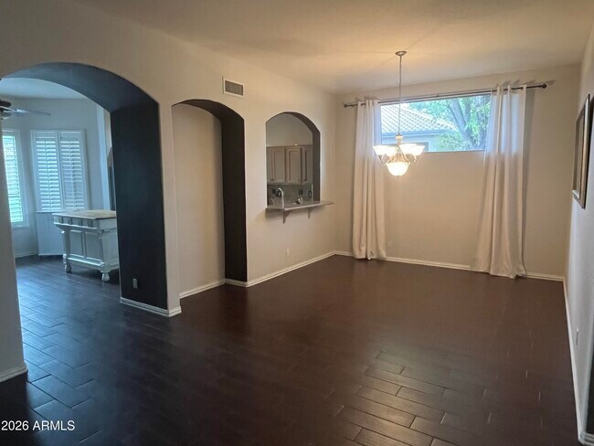Building Photo - 23812 S Pleasant Way