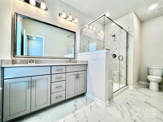 Building Photo - 15022 Camus Ct