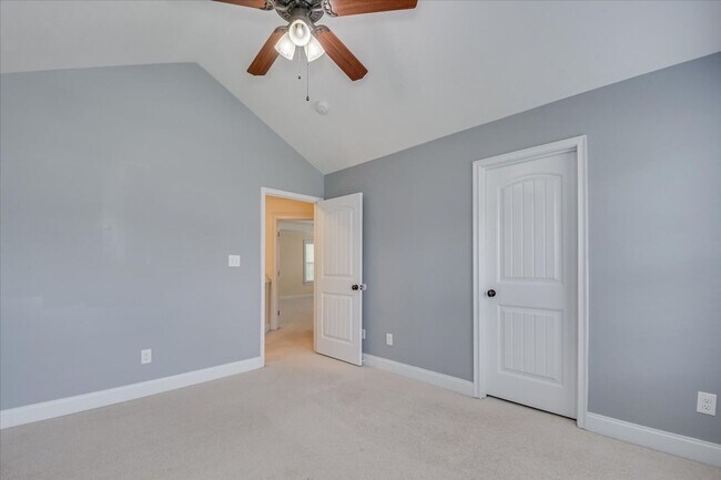 Building Photo - 716 Gallaway Ln
