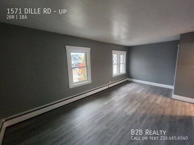 Building Photo - 1571 Dille Rd