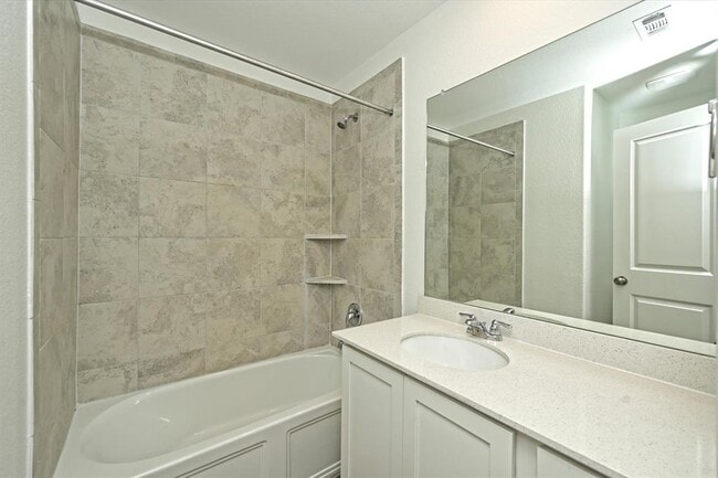 Building Photo - 180 Madrid