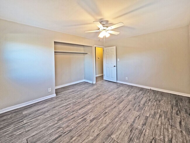 Building Photo - Updated 3-Bedroom Ranch Backing to Swann Nature Preserv