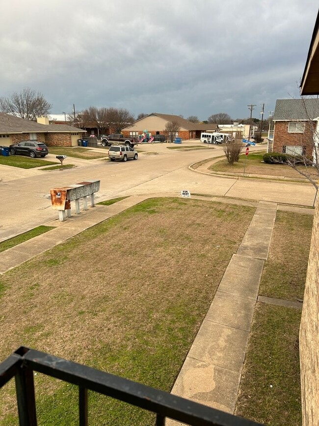 Building Photo - 5510 Brookview Ct