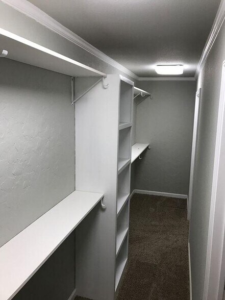 Building Photo - 4907 11th St