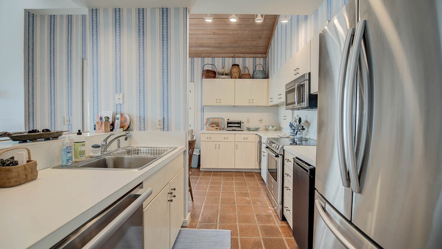 Building Photo - 1100 Debordieu Blvd