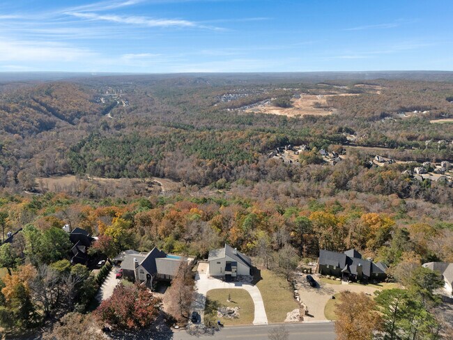 Building Photo - 294 Shades Crest Rd