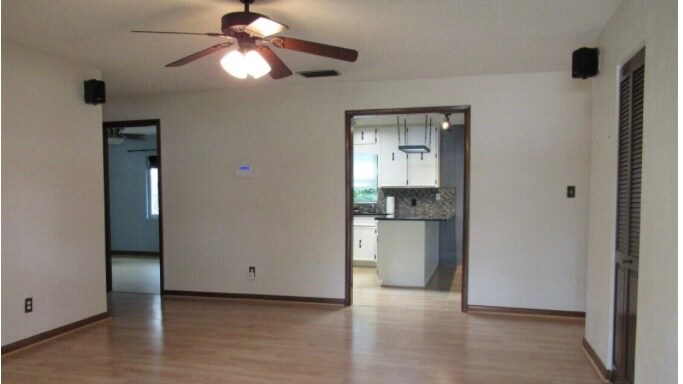 Building Photo - 162 Brandy Hills Dr