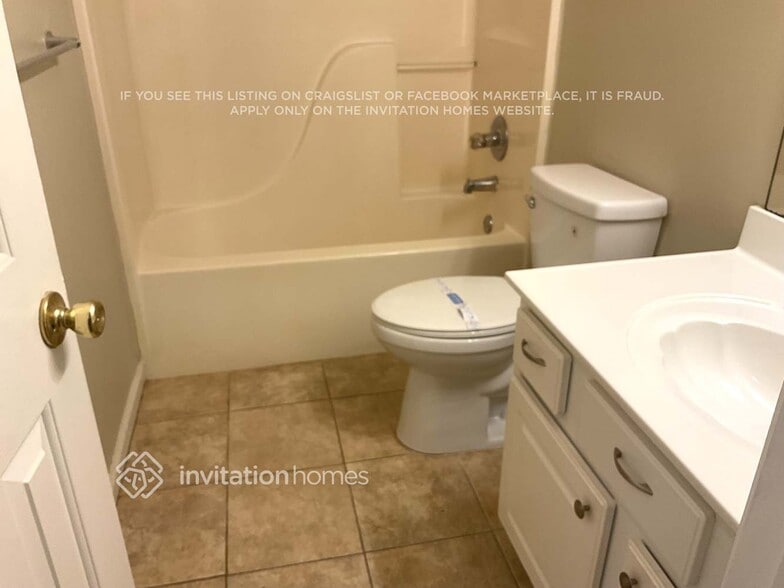 Building Photo - 544 Rivulett Ct
